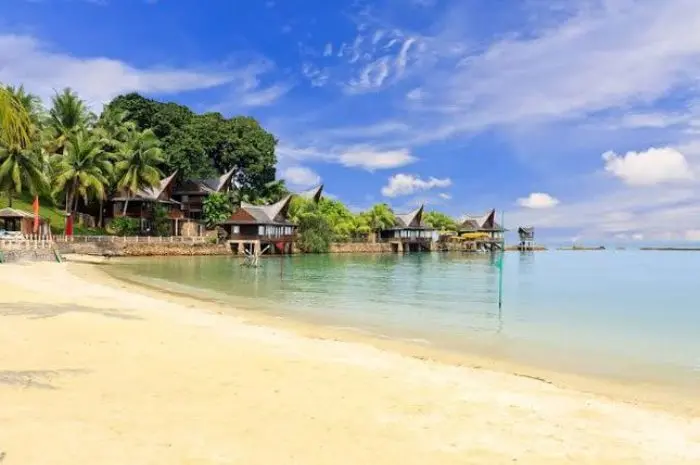 Beach Tourism in Batam, Suitable for Domestic and Foreign Tourists